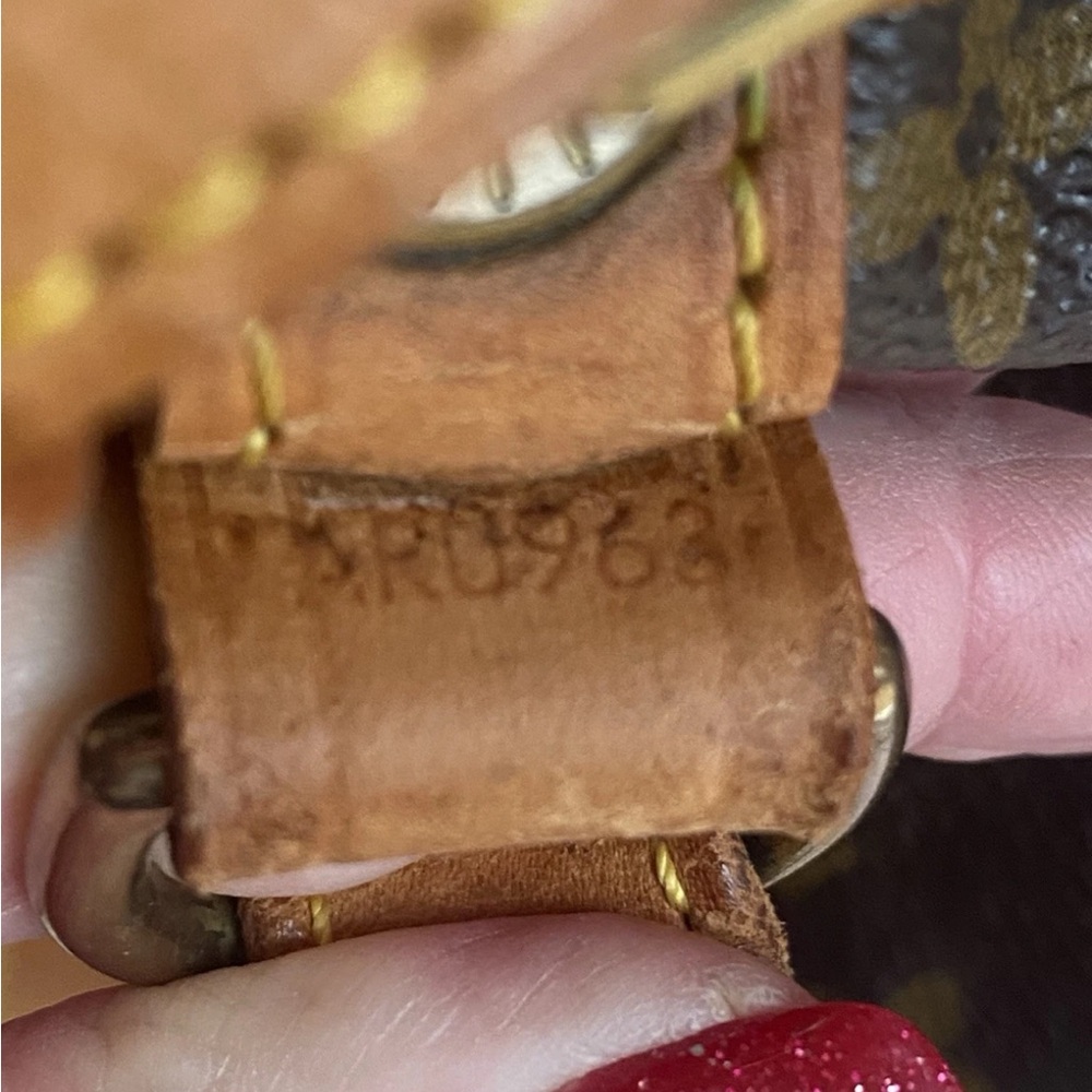 Authentic Louis Vuitton Noe GM Shoulder Purse - Picture 7 of 16